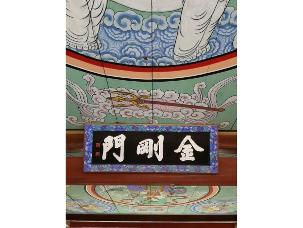 05